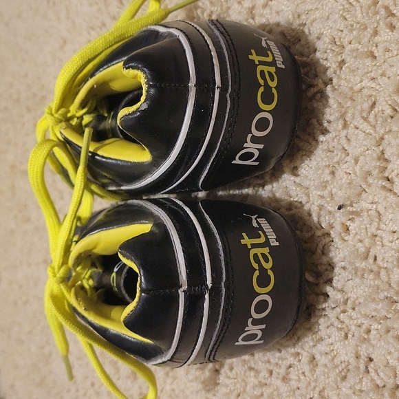 Puma Procat Soccer Cleats, Youth size 5, Like New! - Picture 4 of 8